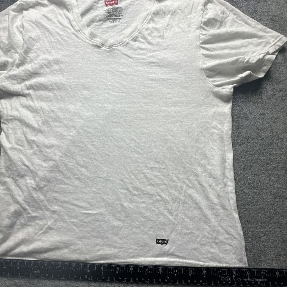 Levi's T-Shirt Mens Medium White Knit Cotton‎ Batwing Logo Slim Casual V-Neck
